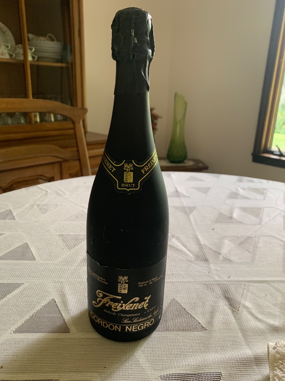 Vintage Freixenet Cordon Negro Brut Cava Bottle 750ml Sealed COLLECTIBLE DISPLAY