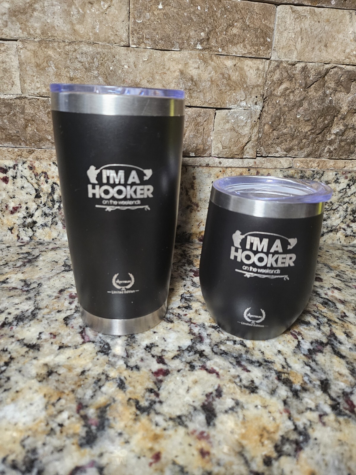 Fishing Tumblers His & Hers  20oz & 12oz With Lids *New*  I'm A Hooker *gift *