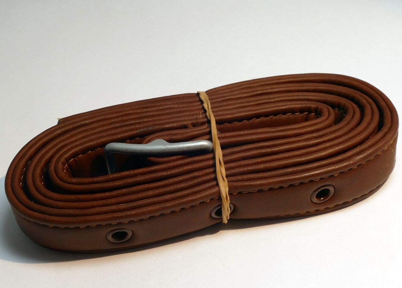 34" long 3/4" wide belt  vintage small faux leather