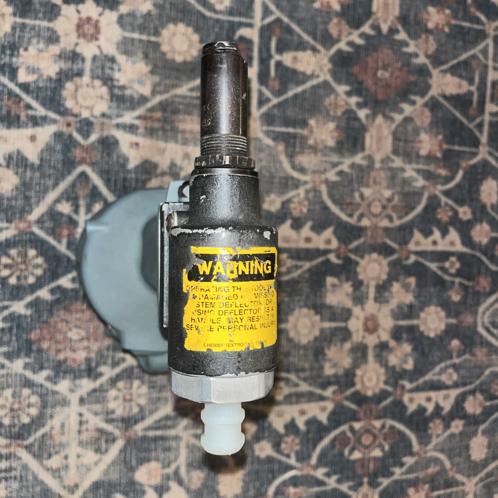 Cherrymax G744 Rivet Gun