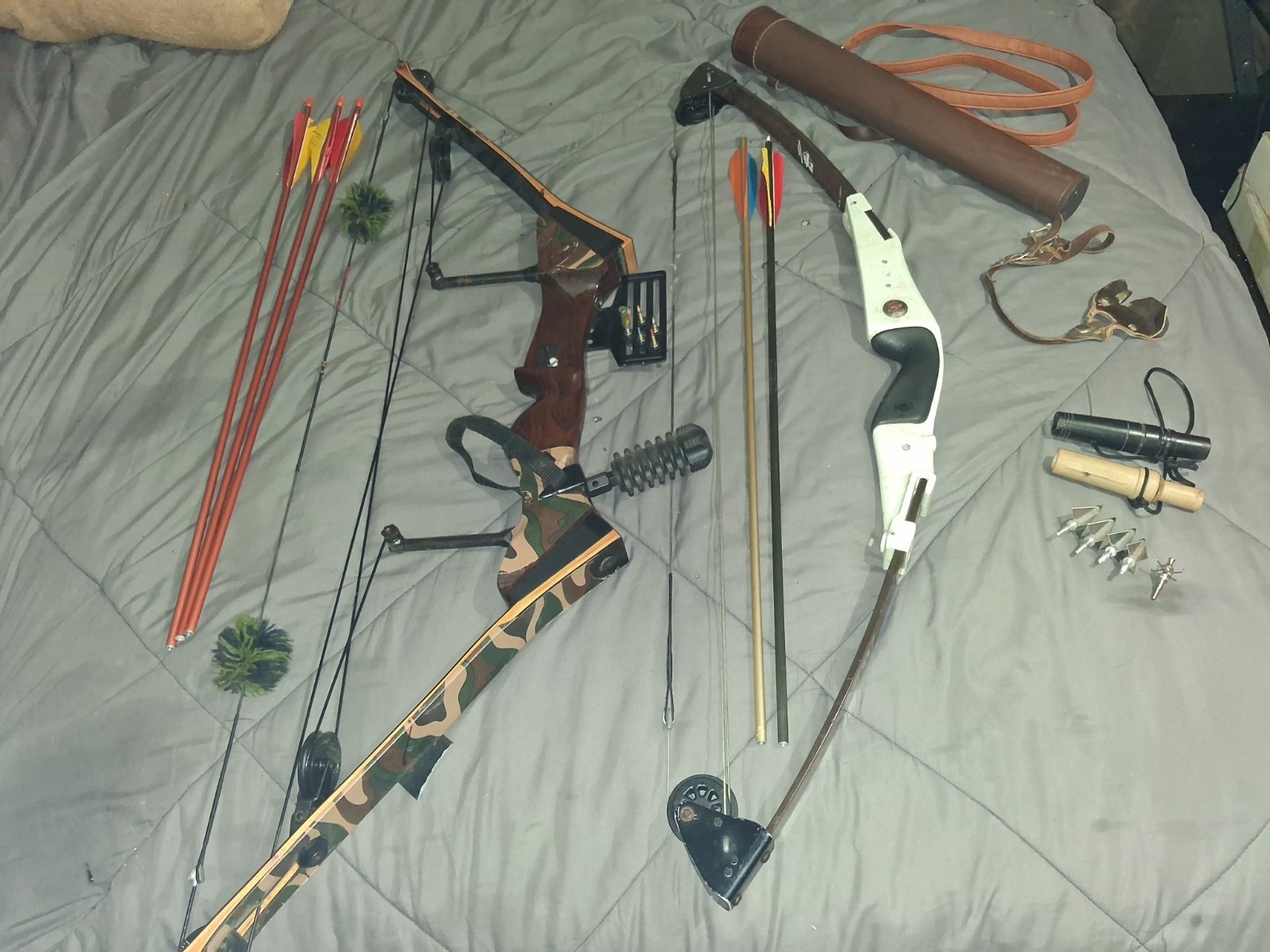 Compound & Recurve Bow Set Camouflage White with Arrows, Quiver, Accessories