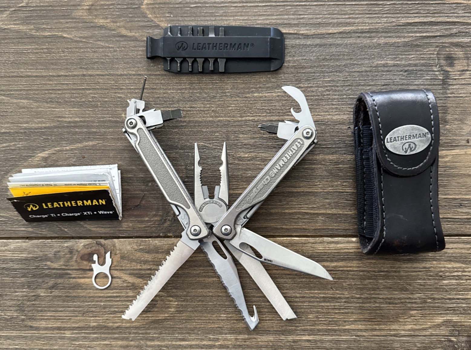 Leatherman Charge XTi Multi Tool Leather Sheath Bits Pocket Clip Ring USA 154cm
