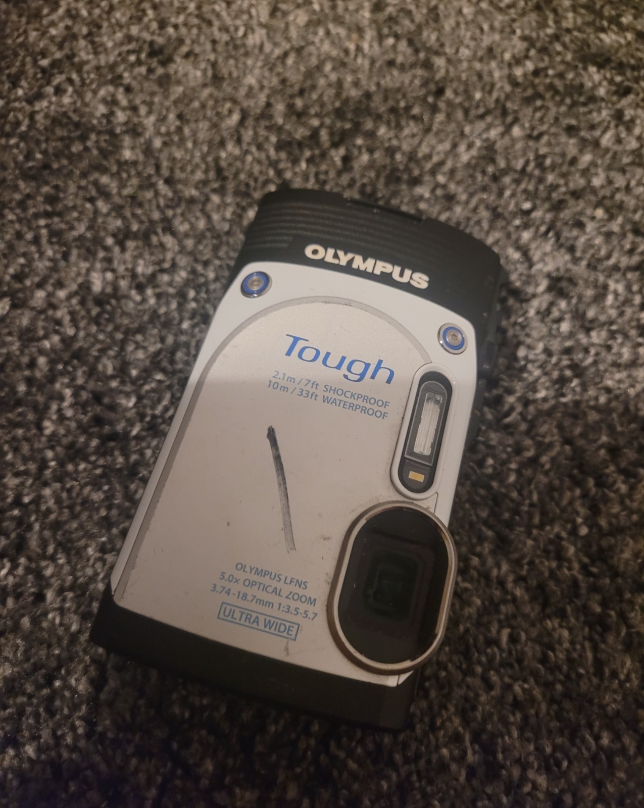 Olympus tough digital camera working faulty screen