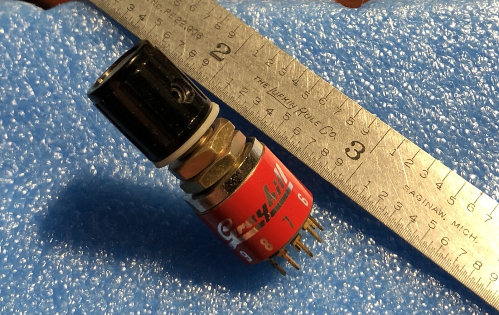 Rotary Selector Switch, GRAYHILL Single Pole 10-Position, Adjustable position.