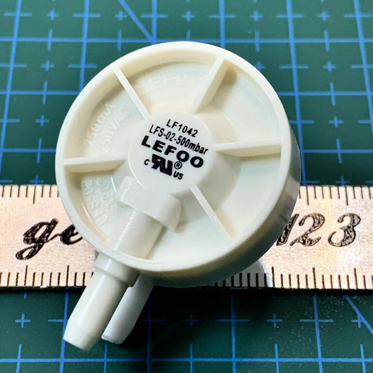1pc LEFOO LF1042 Air Flow Pressure Switch LFS-02 500mbar T90° 250mA 250VAC 2pins