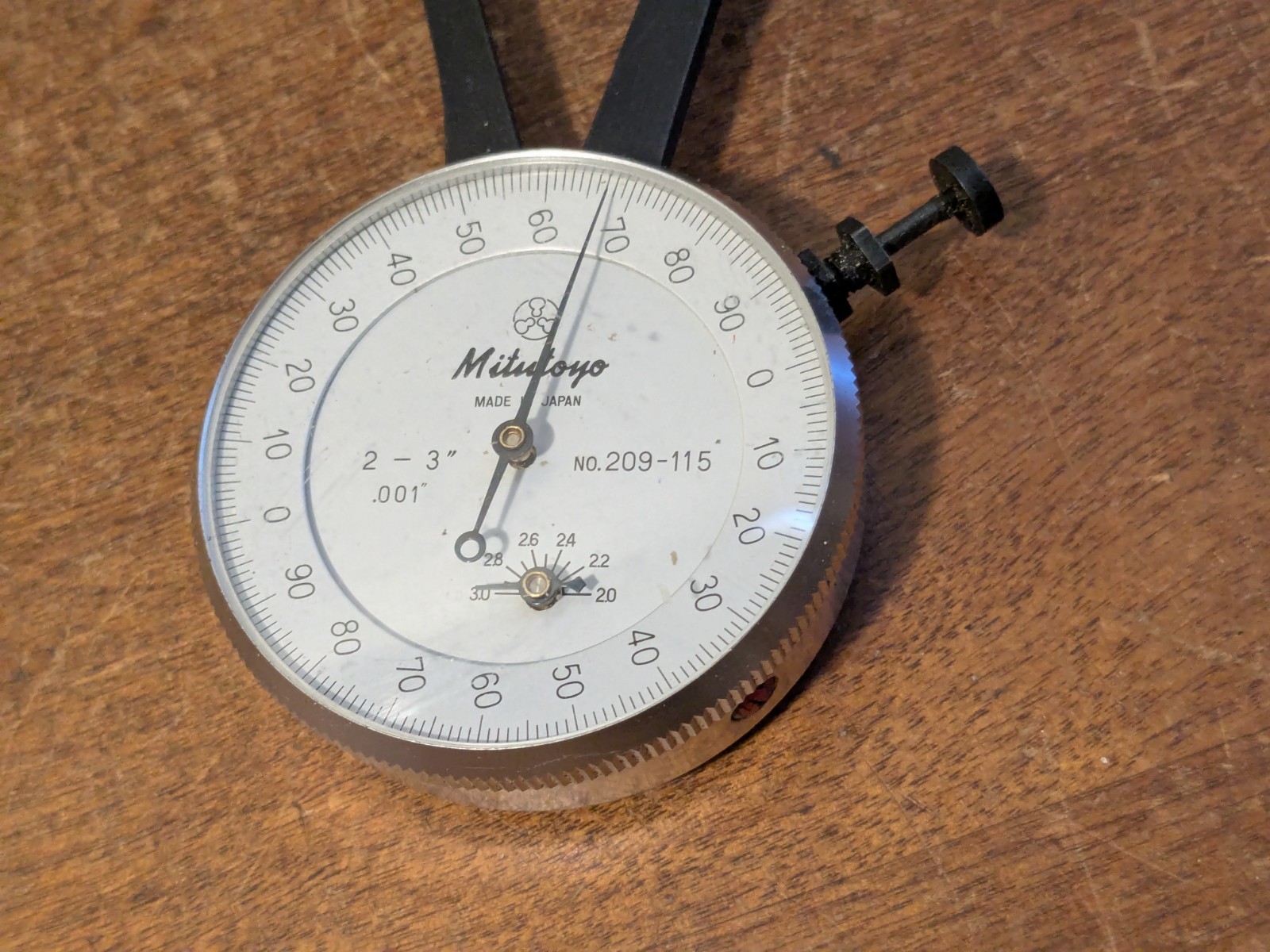 MITUTOYO 2-3 Inch INSIDE DIAL CALIPER NO 209-115