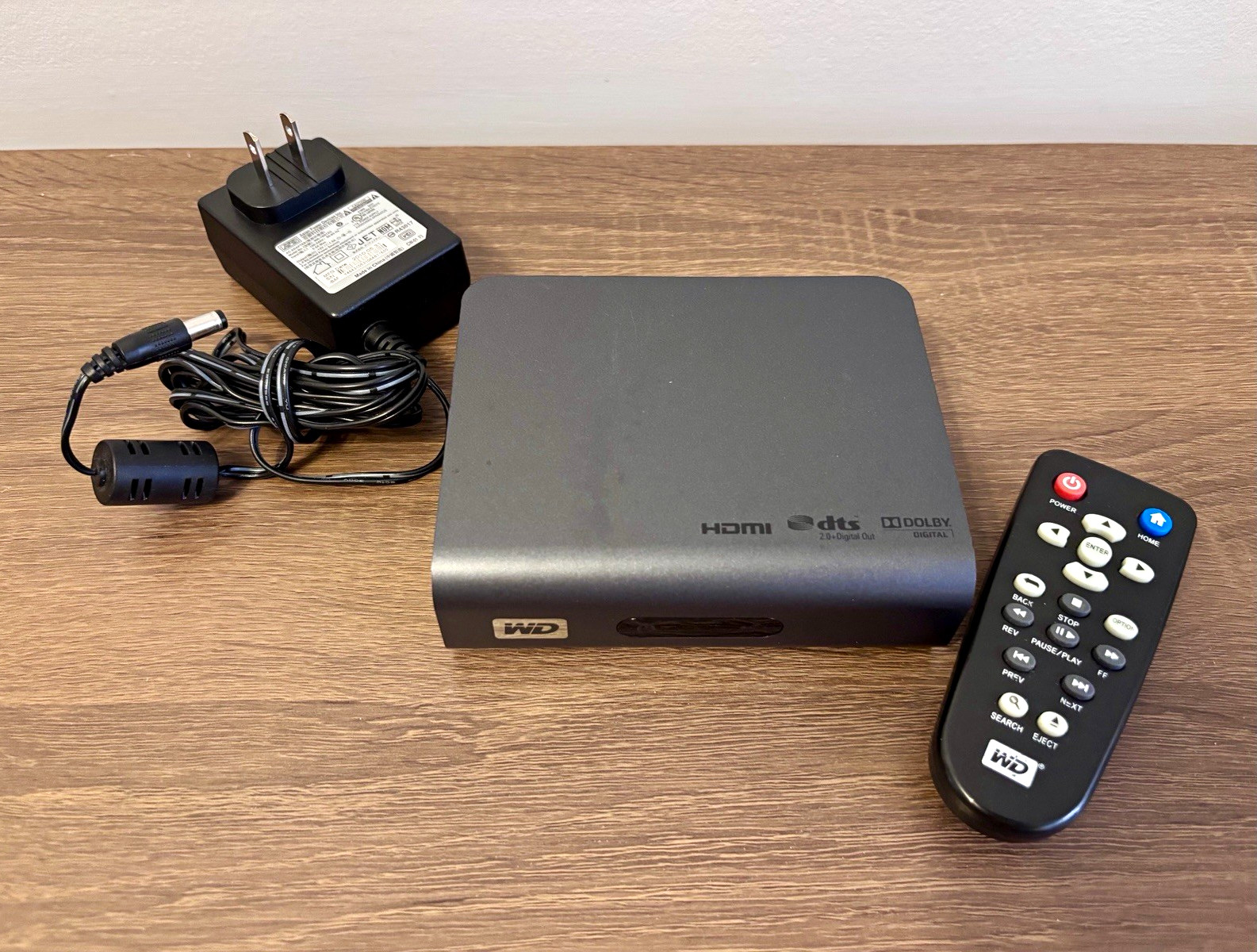 Western Digital WD TV Live Plus 1080p HD Media Player w/ Remote, Adapter