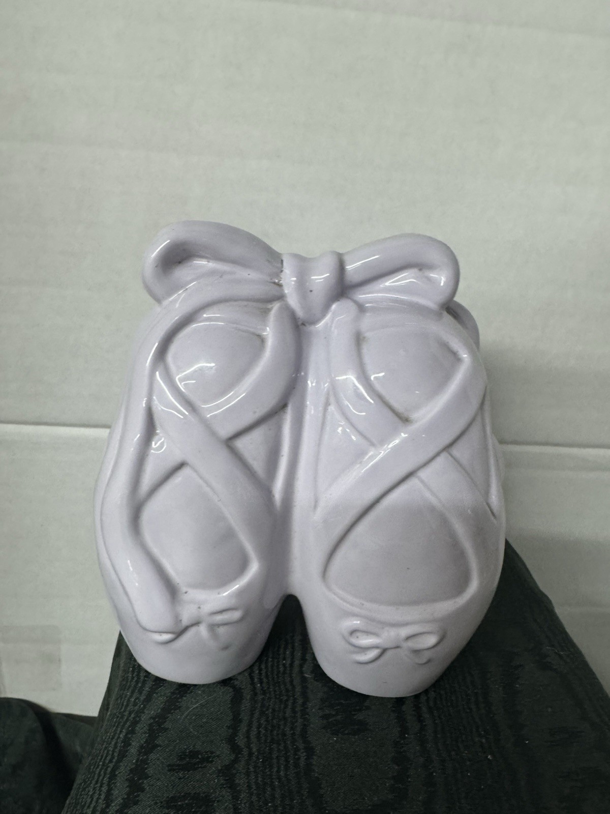 9-184 Lavender Ceramic Ballet “toe Shoes”