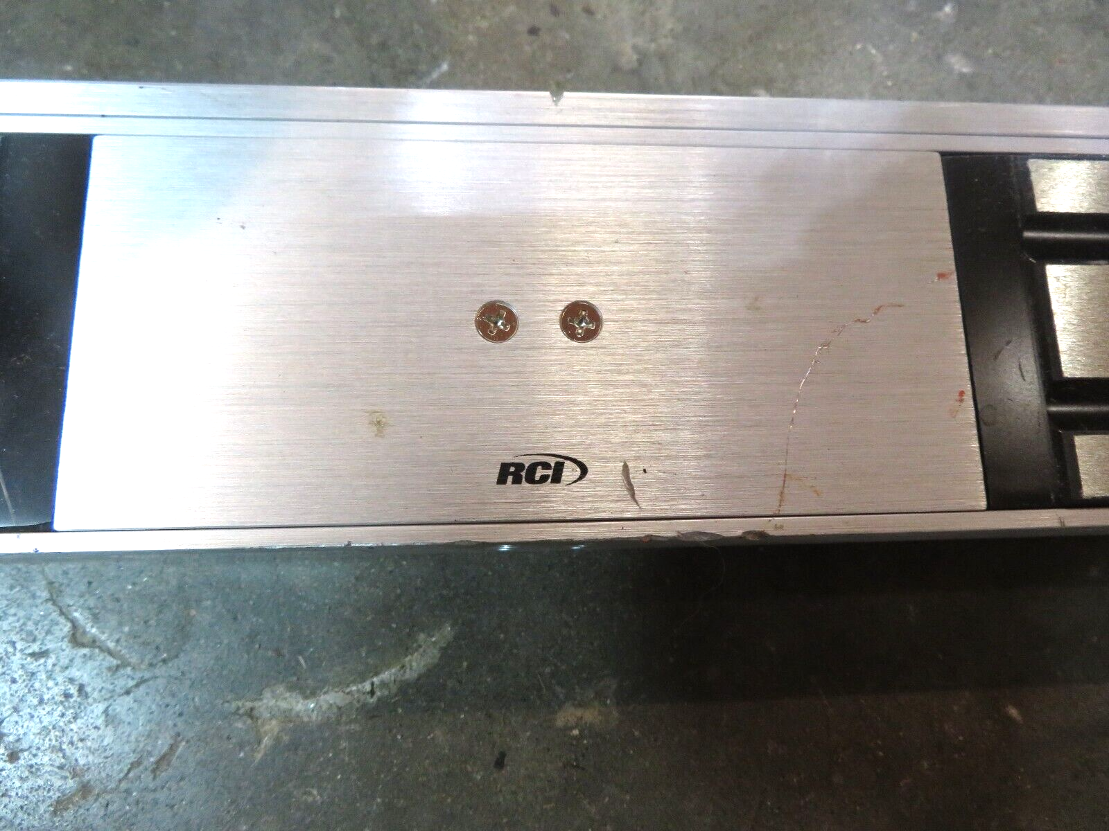 RCI Electromagnetic MaltiMag Lock (missing both mags) (161-E6)