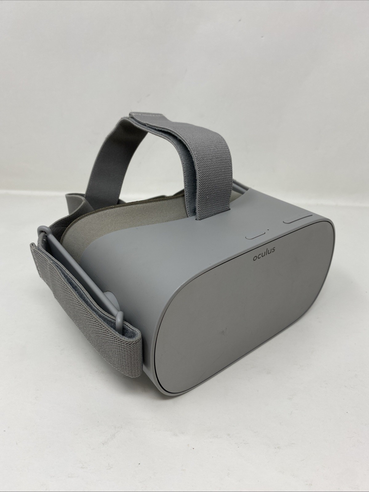 Oculus Go Standalone Virtual Reality Headset Only 32GB MH-A32