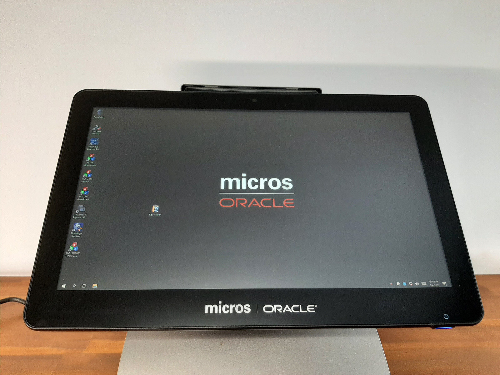 Micros Oracle Workstation 6 610 Intel Atom E3827 1.74ghz 4GB Ram 32 GB SSD Win8