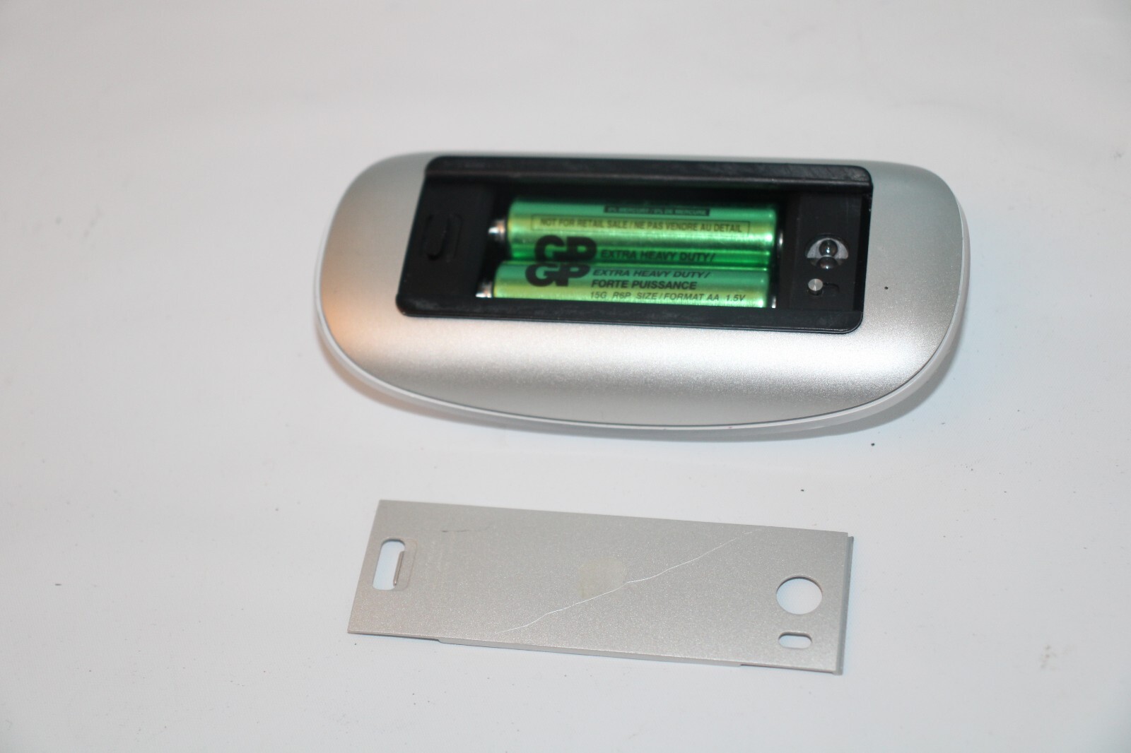 Apple Magic Mouse Bluetooth Wireless Laser White A1296 w/BATTERY