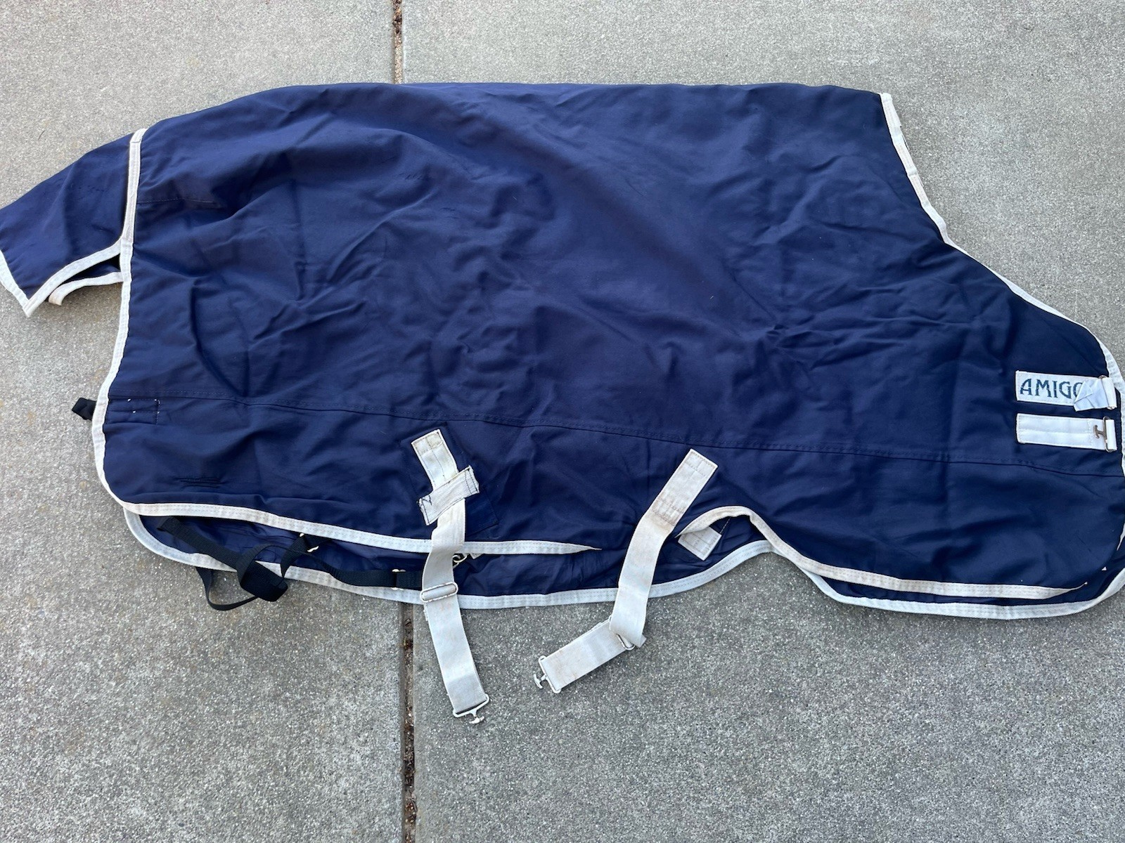 Horseware of Ireland Amigo Rug Blue Turnout Blanket 66" Medium Weight