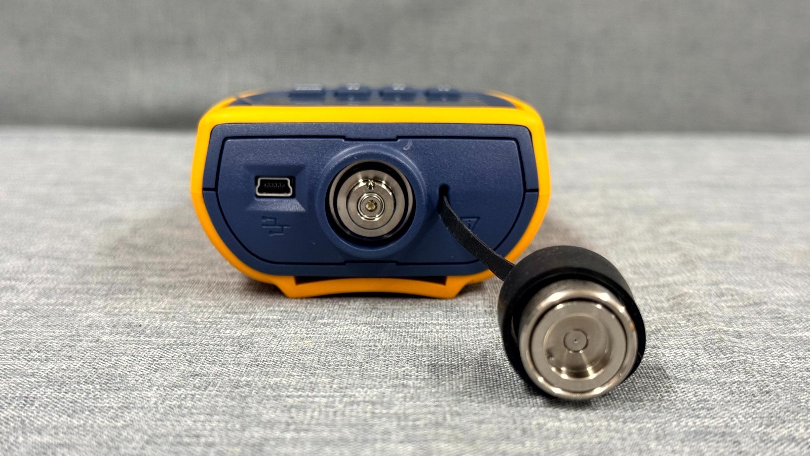 Fluke Networks SimpliFiber Pro Optical Power Meter Handheld Device