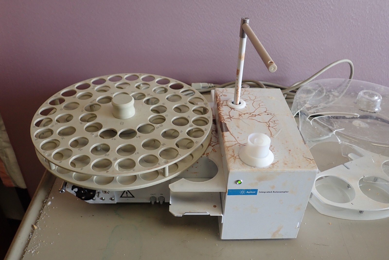 Agilent Technologies G136B Integrated Autosampler