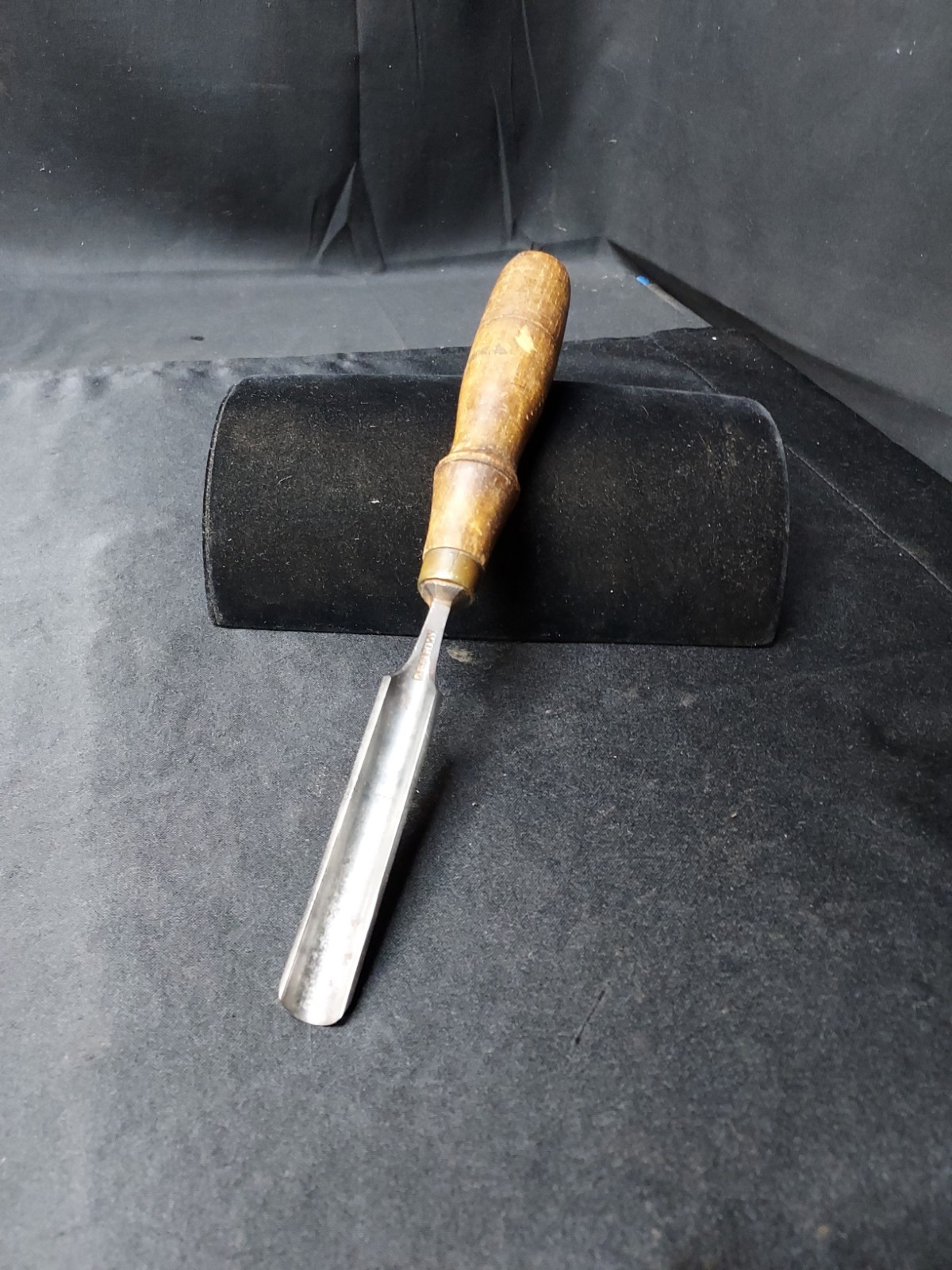 Antique Mid 1800's D.R. Barton 9/16" Gouge Chisel Woodworking Tool Rochester NY