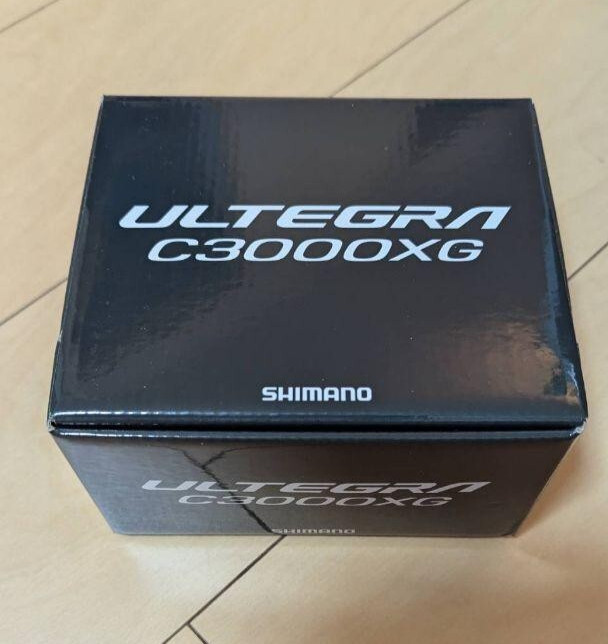 Shimano 25 ULTEGRA C3000XG Spinning Reel  Fishing New in Box