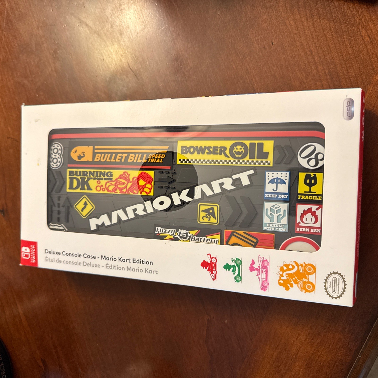 BRAND NEW Deluxe Console Case Mario Kart Edition - Nintendo Switch