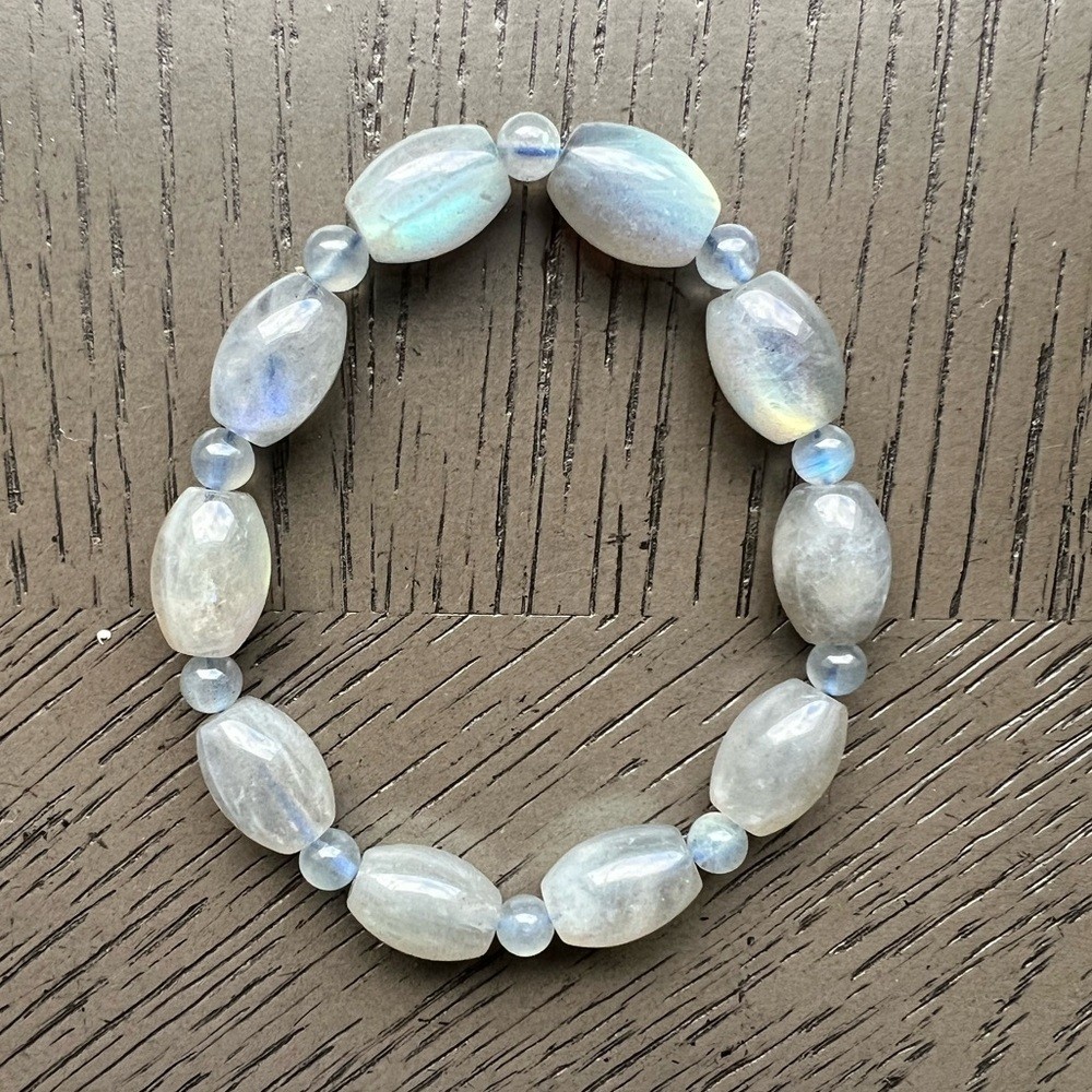 Labradorite barrel bracelet 10mm SIZE 6.5’