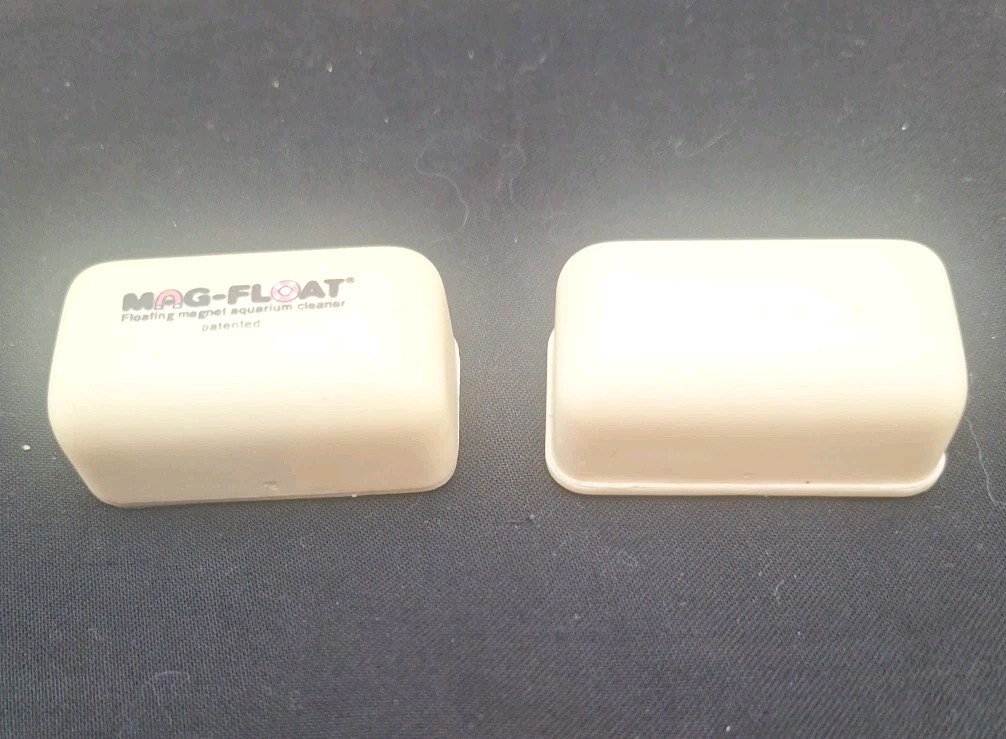 Mag-Float Acrylic Aquarium Cleaner Magnetic-Small (FLOAT-35A)