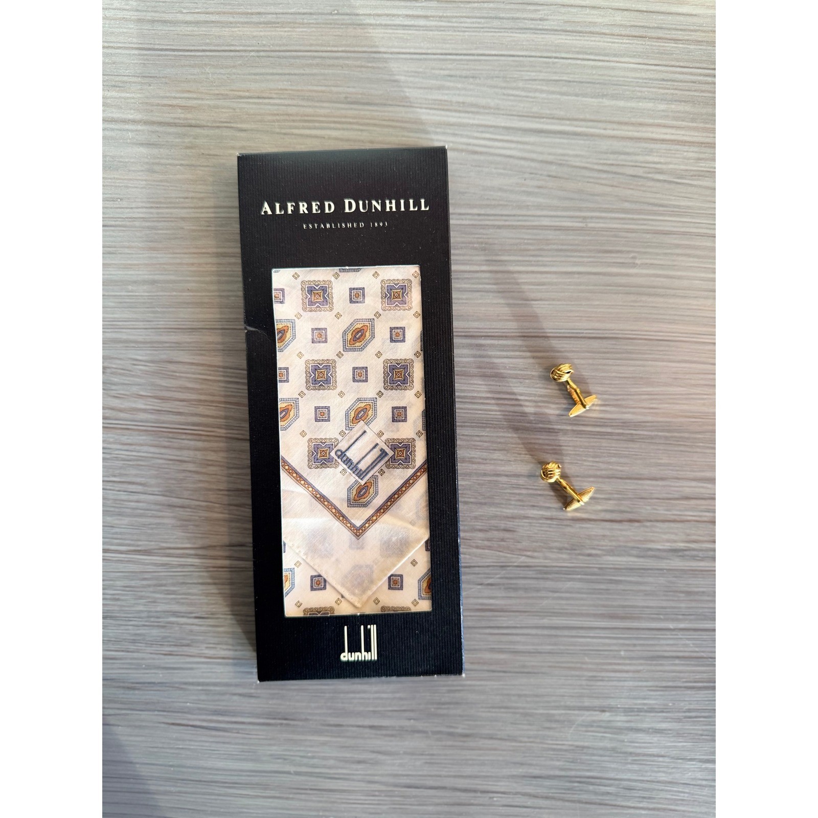 Alfred Dunhill Square Handkerchief box gift  Knot Cufflinks gold tone Set of 2