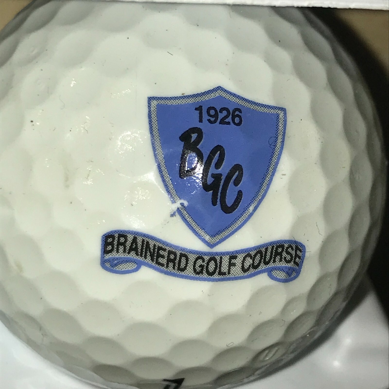 BGC 1926 Brainered Golf Course Logo Golf Ball (H-15-10) Collectible Ball