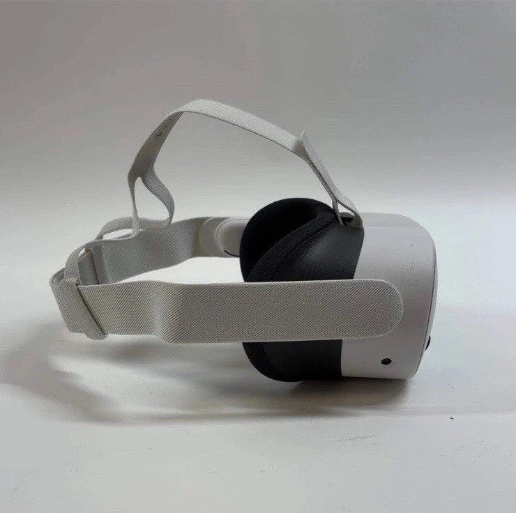 Meta Quest 3S Virtual Reality Headset 128GB, Standalone, All-in-One