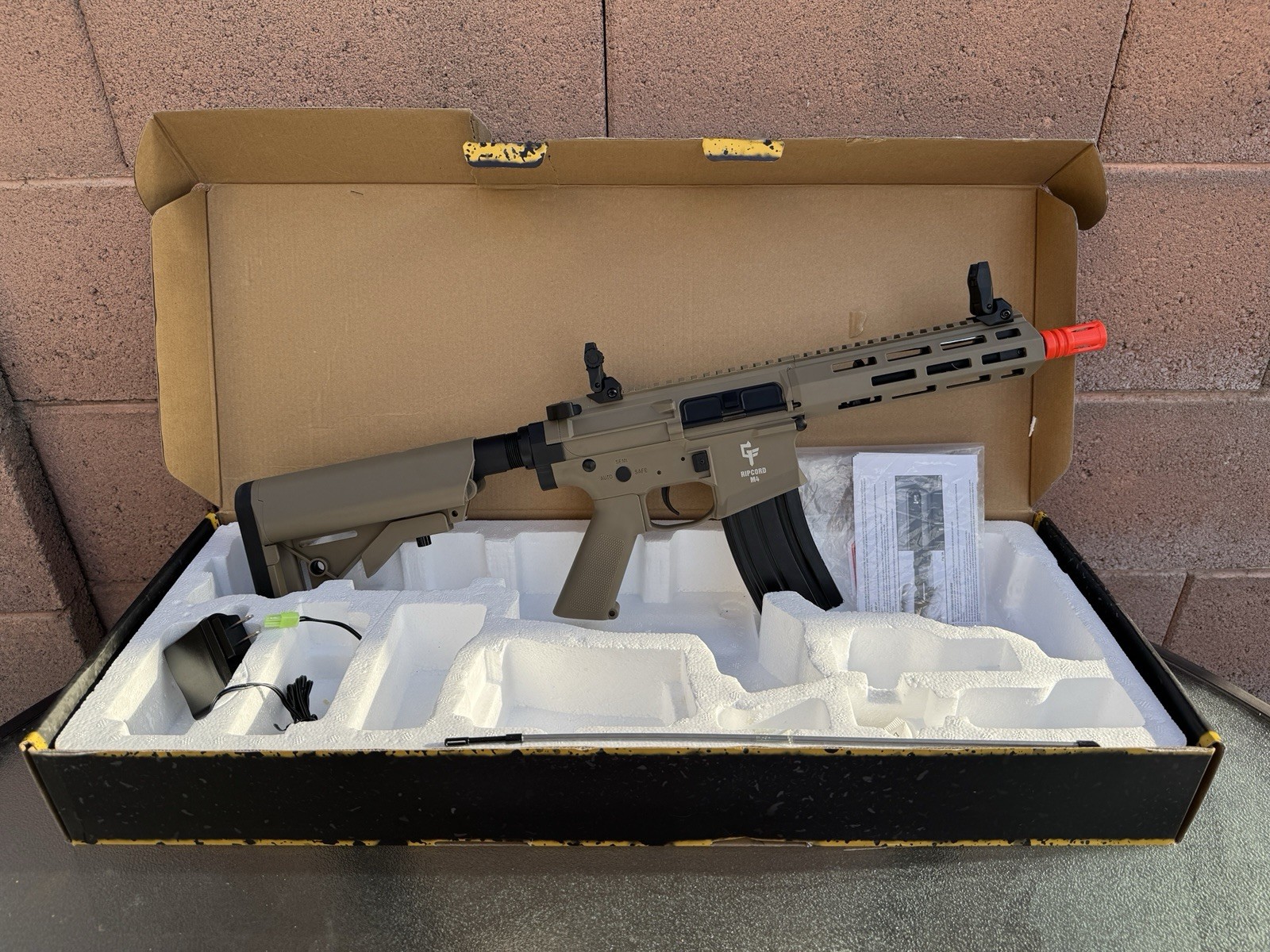 Game Face Ripcord M4 Electric Airsoft Rifle AEG Full Metal Gearbox with Charger
