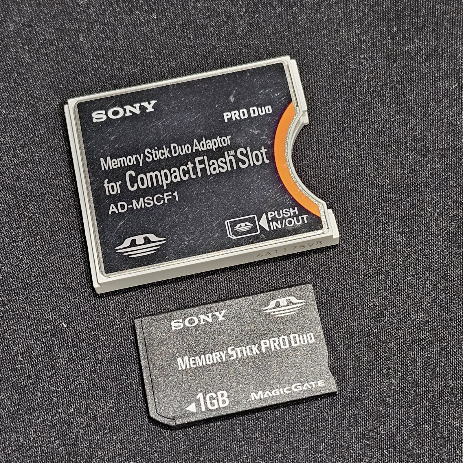 Sony AD-MSCF1 Memory Stick Duo Adapter for Compact Flash w/ 1GB Memory Stick Pro
