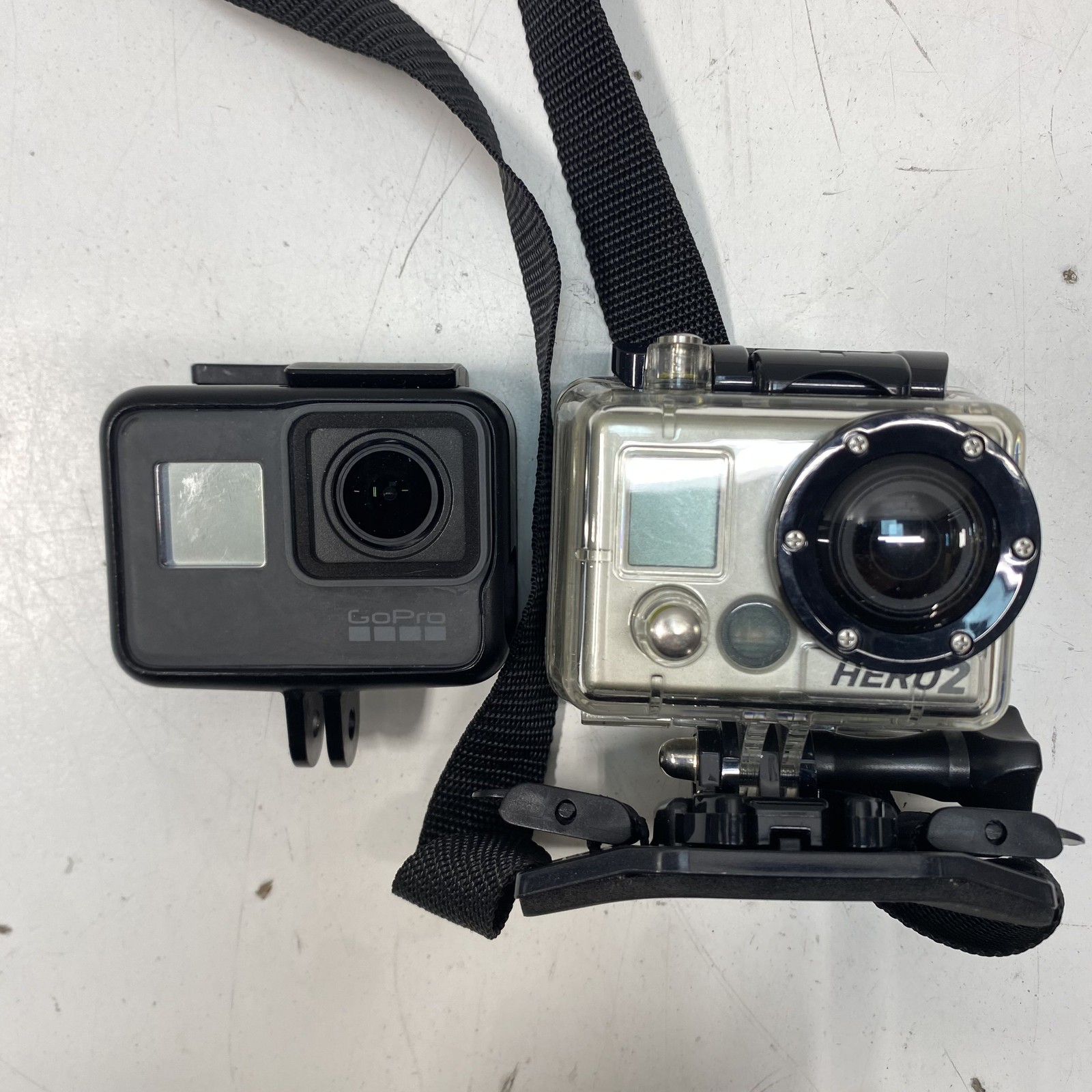 GoPro Hero+ & HD Hero2 Action Camera Bundle Lot With Cases & Mounts Tested