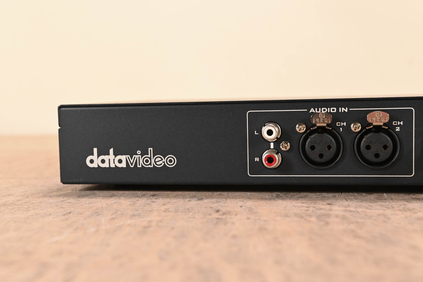 Datavideo NVS-40 4-Channel Streaming Encoder/Recorder (NO POWER SUPPLY) CG01K7D
