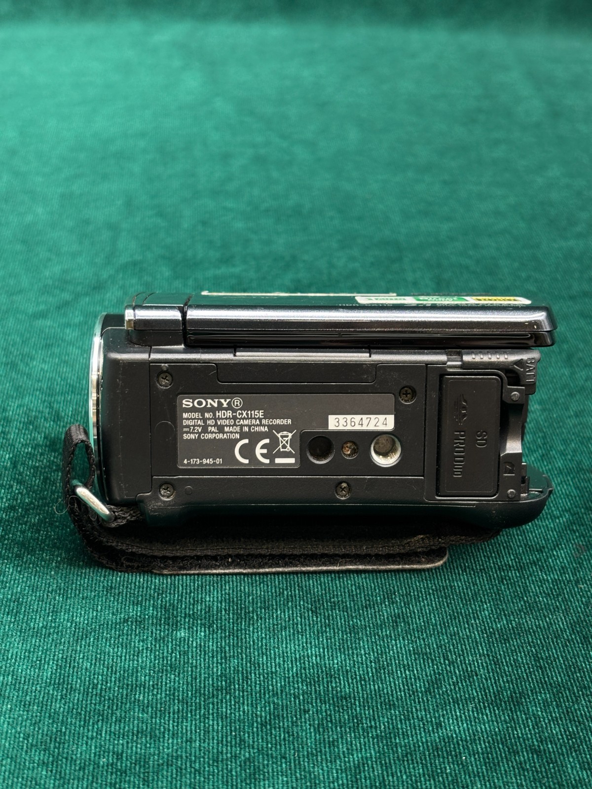 Sony HDR-CX115E Digital HD Video Camera Recorder