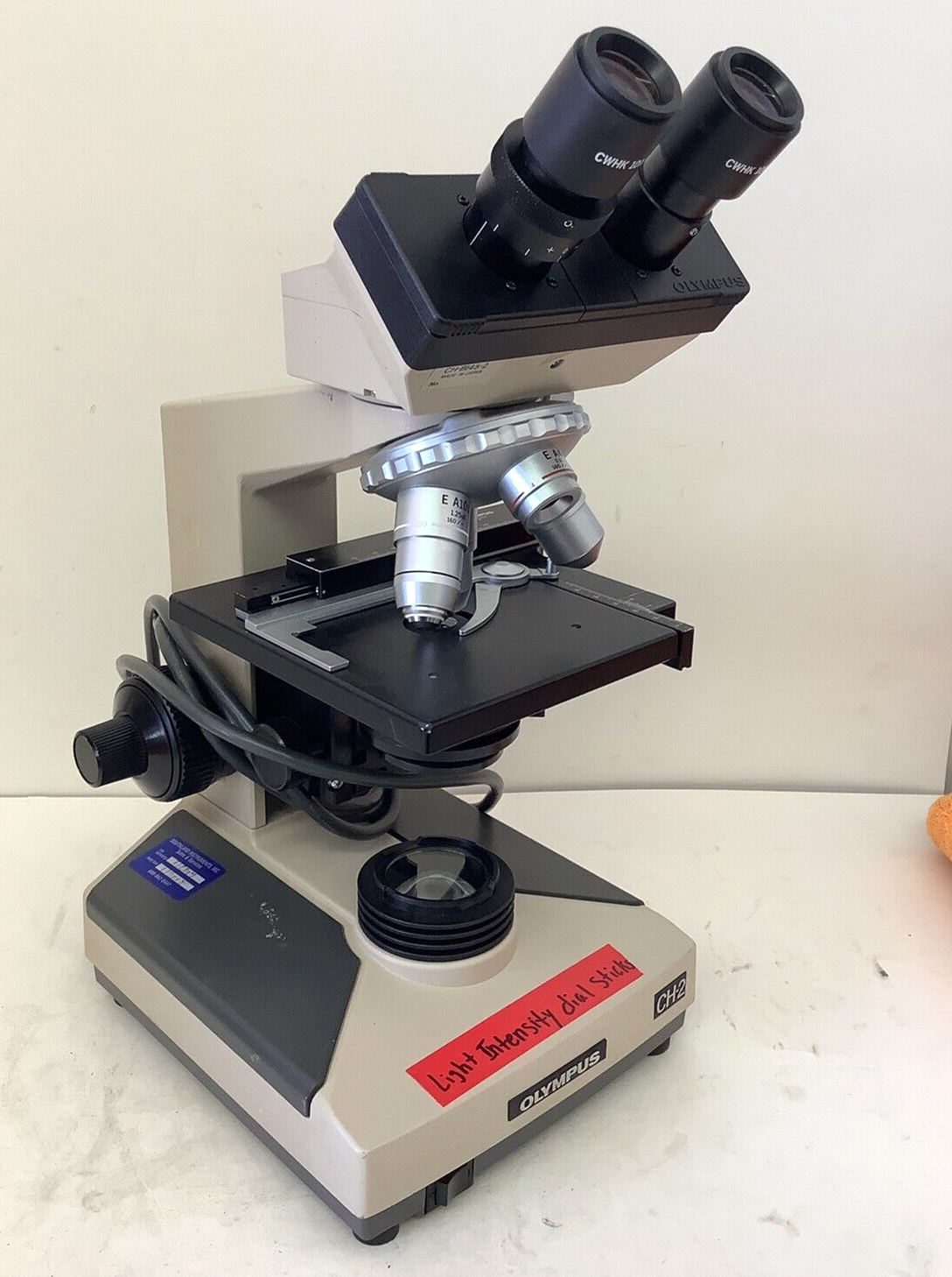 Olympus CH-2 CHT Binocular Microscope w/ 4x, 10x, 40x, 100x Objectives #2