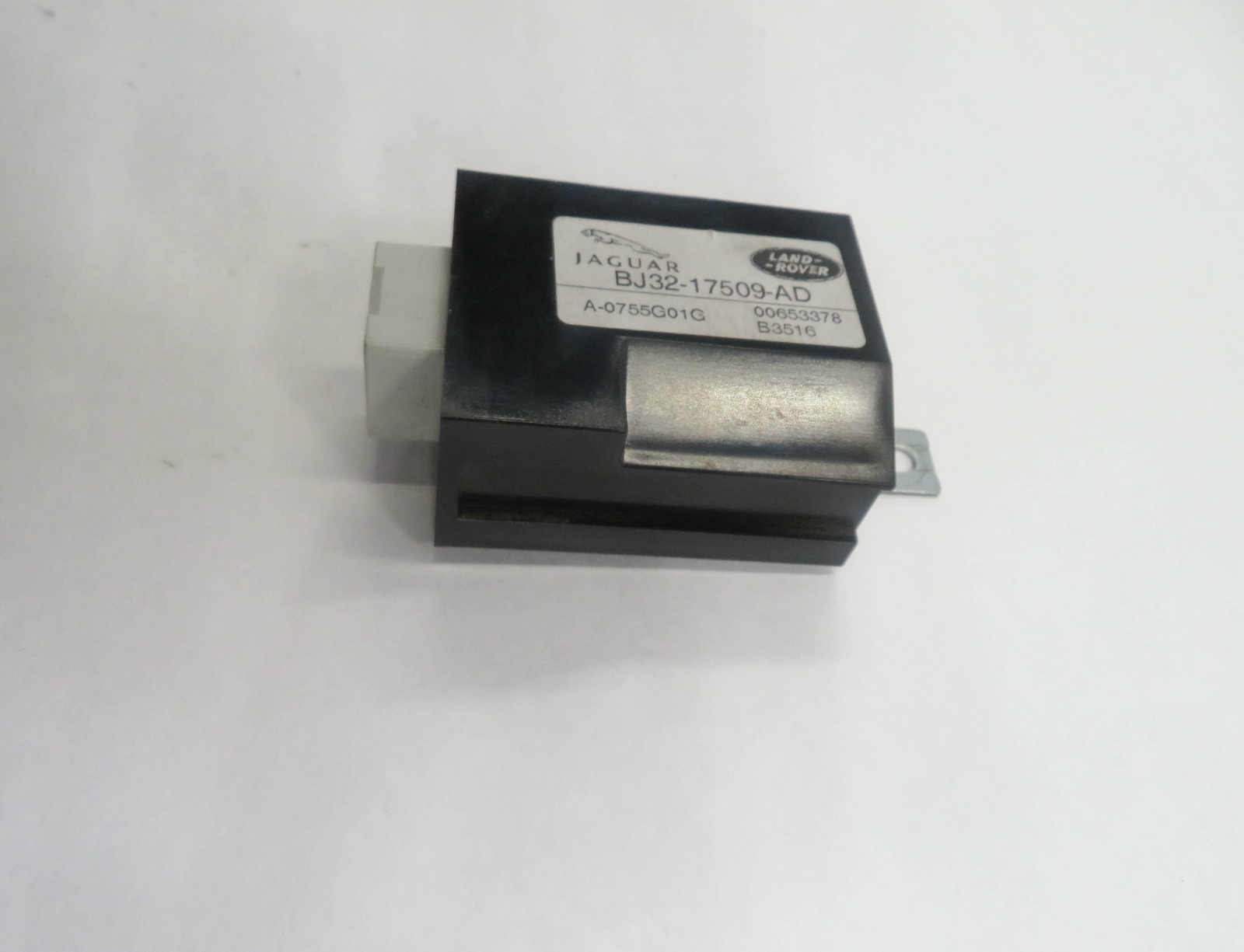 2017 RANGE ROVER EVOQUE (L538) WINDSHIELD WIPER CONTROL MODULE