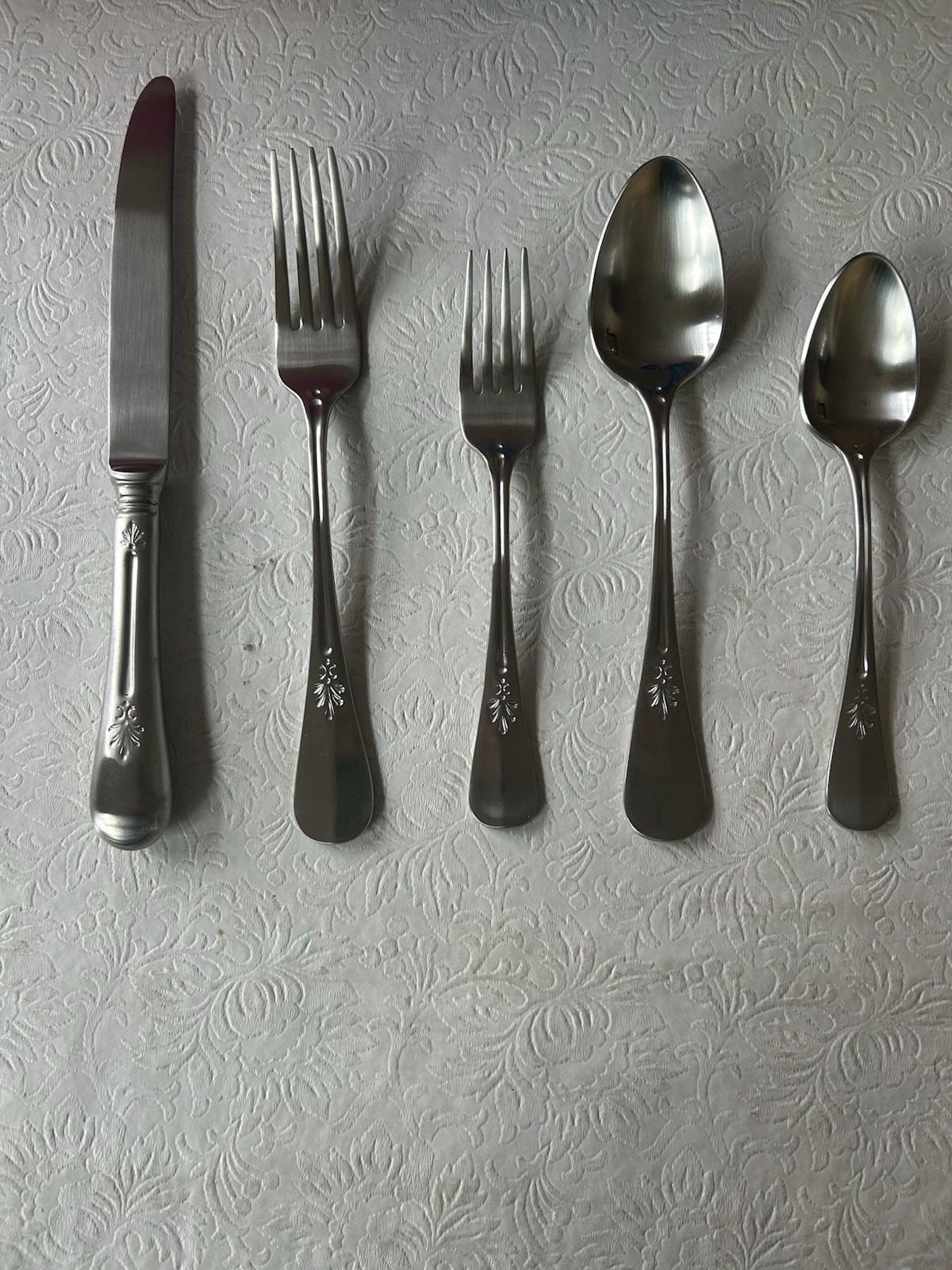 Sabatier Grand Buffet 5 Piece Place Setting Stainless Steel New!