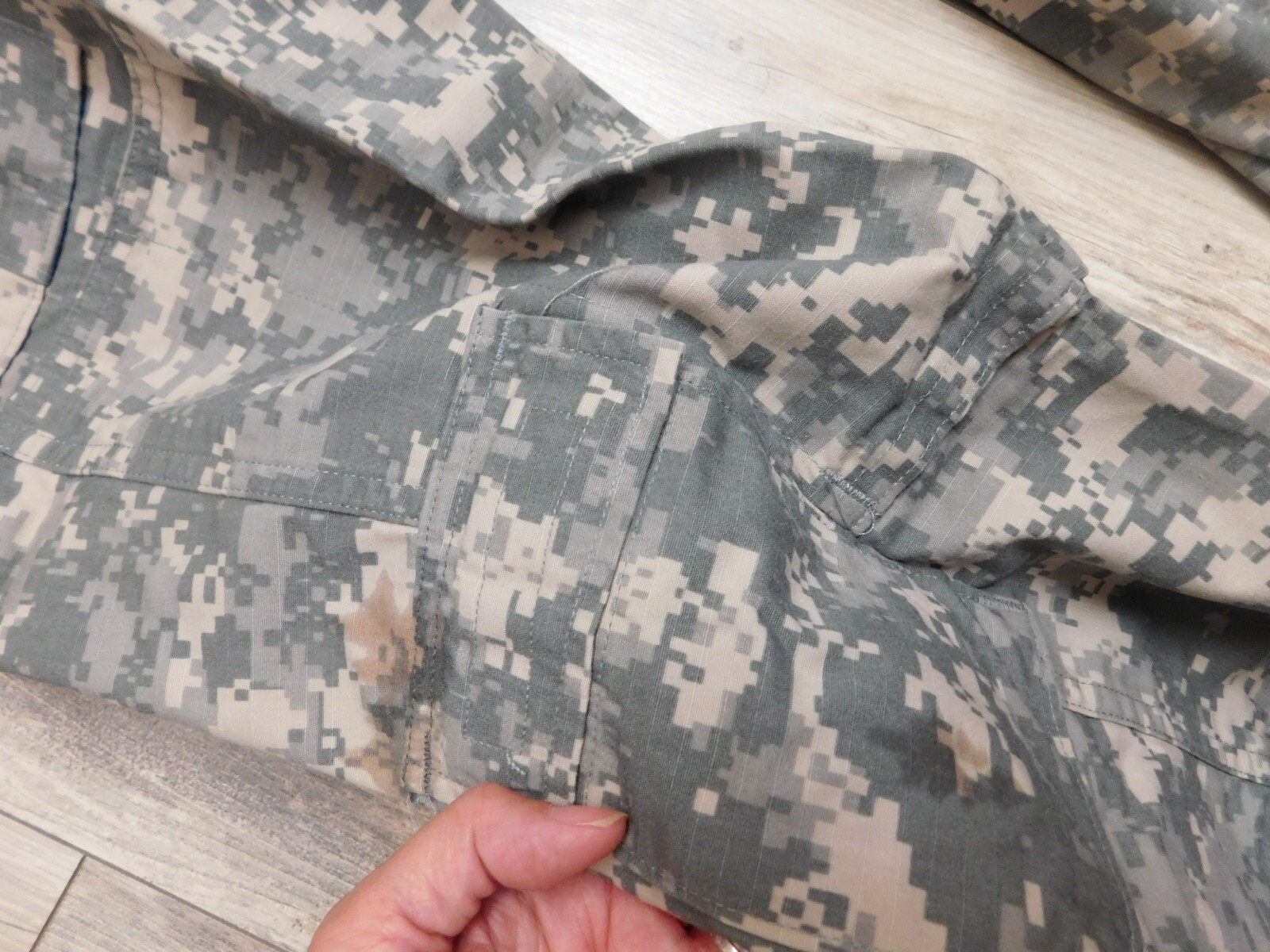 ARMY ACU PANTS SIZE LARGE - SHORT