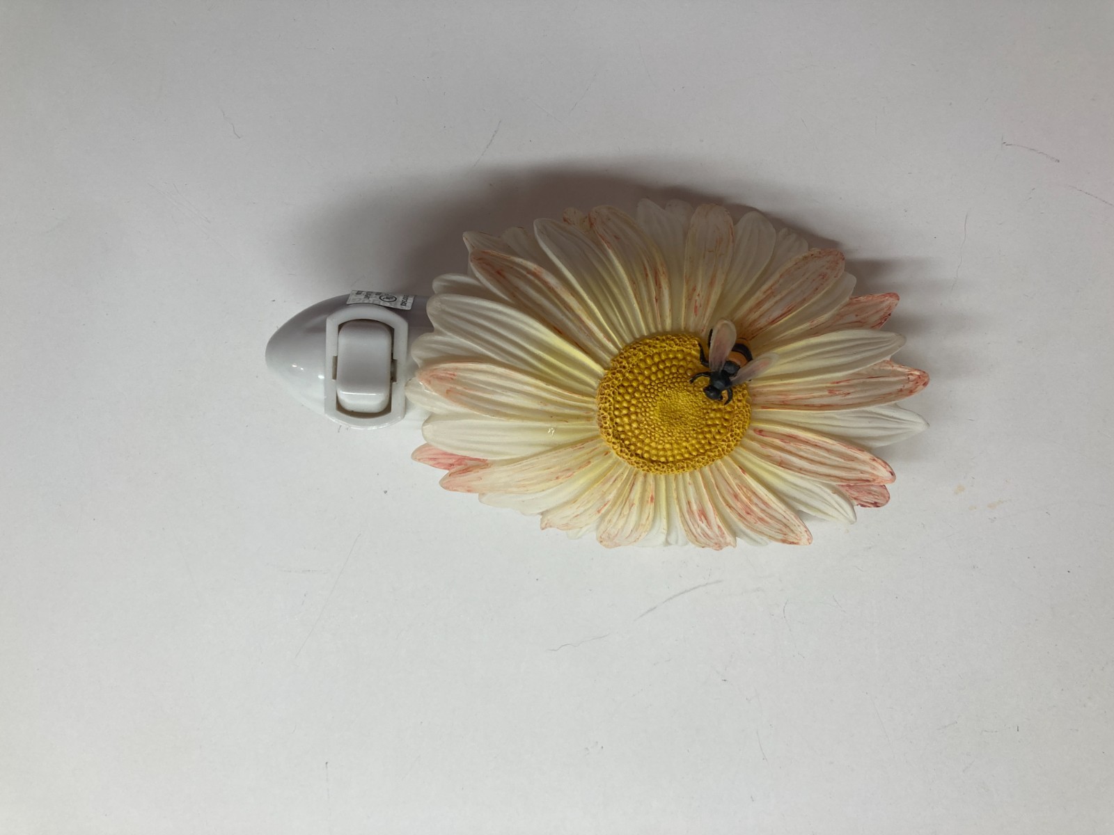 Flower and bumblebee night light plug in bee