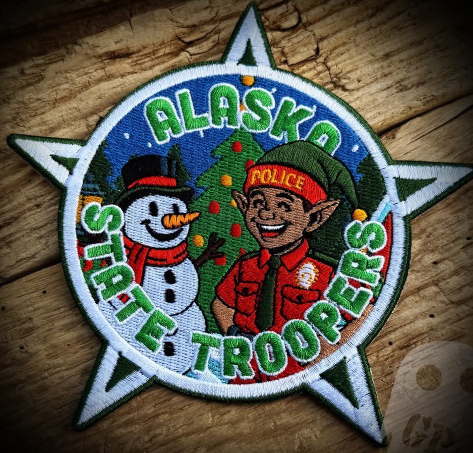 Patch ~ ALASKA AK STATE TROOPERS AST POLICE CHRISTMAS EDITION VERY LIMITED