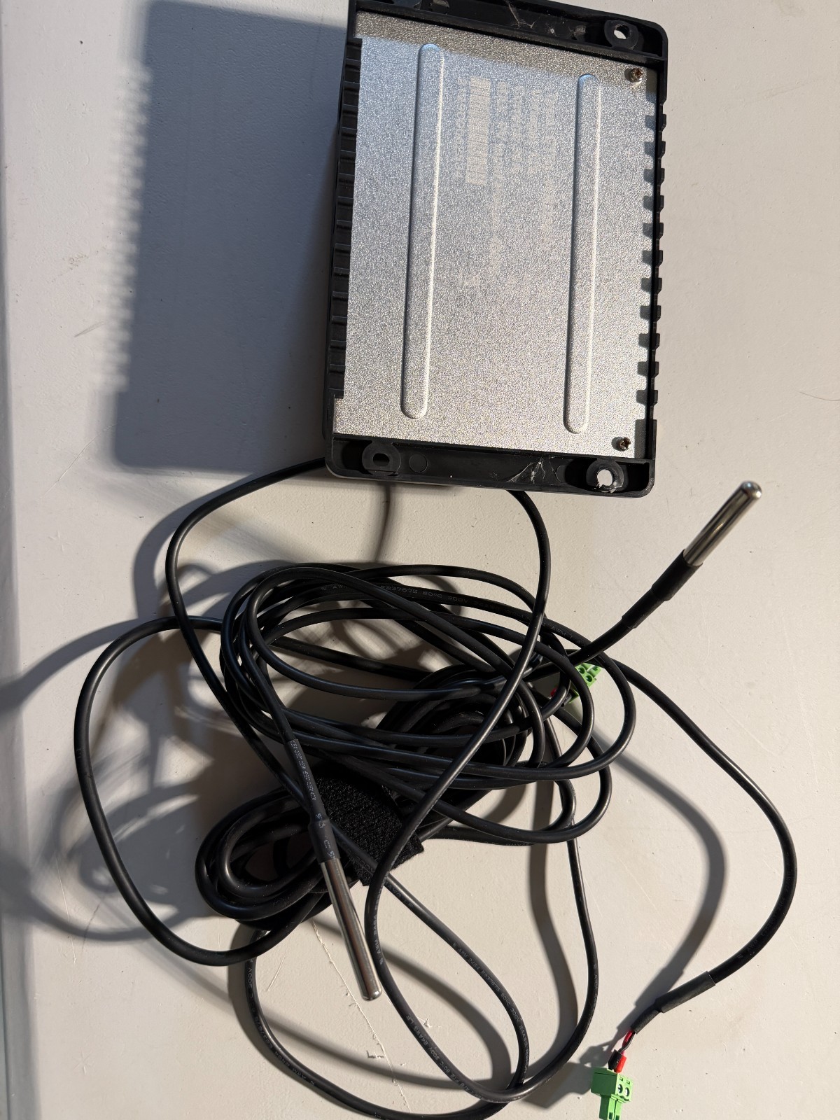 Renogy RNG-CTRL-WND30-LI 30A 12V Wanderer Charge Controller
