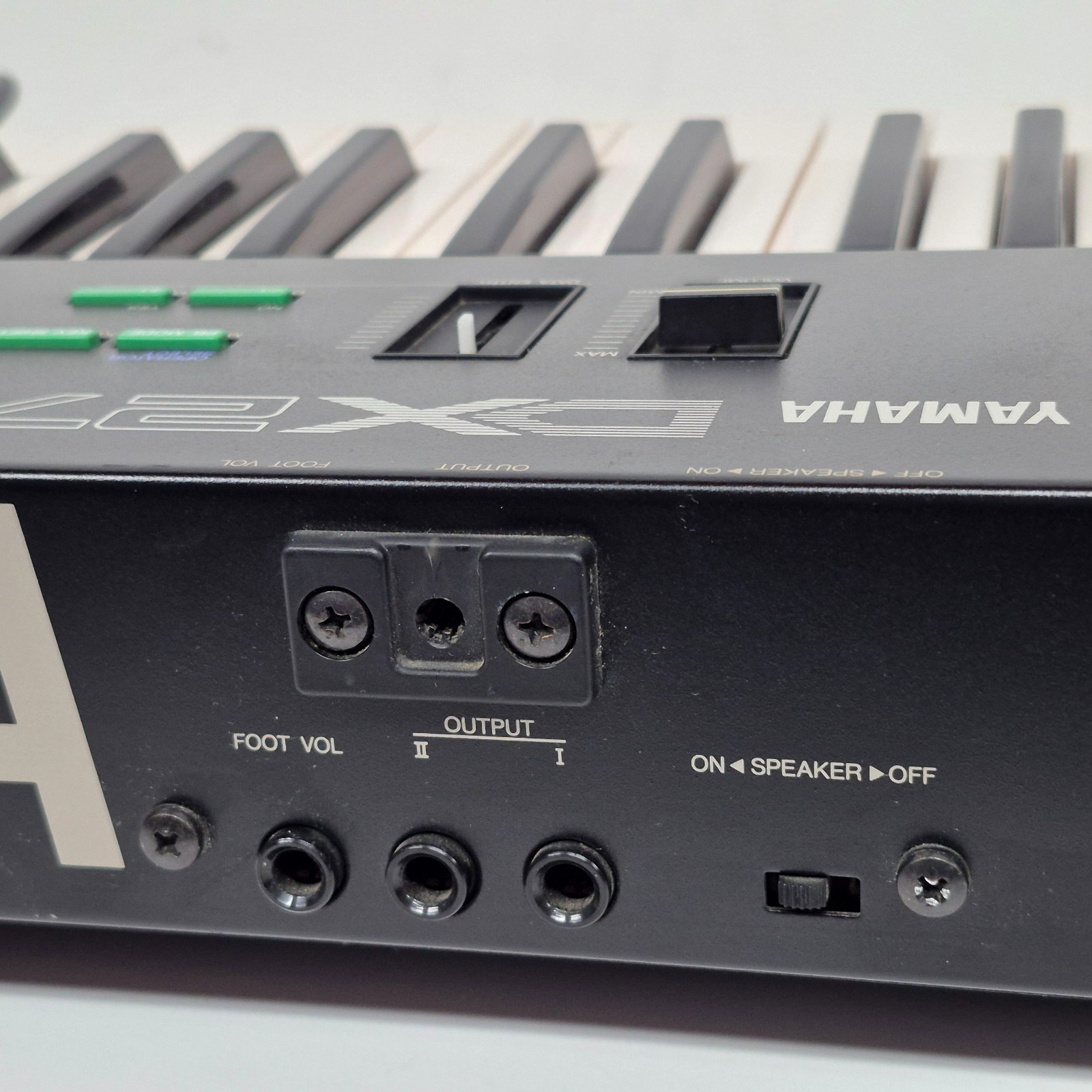Yamaha DX27S FM Digital Programable Algorithm 61 Key Synthesizer Vtg 80's Japan