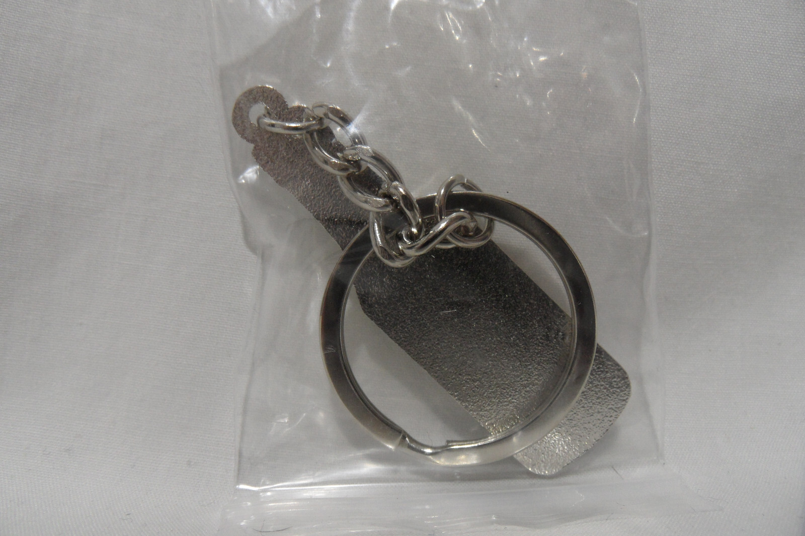Gorae Korean soju metal keychain
