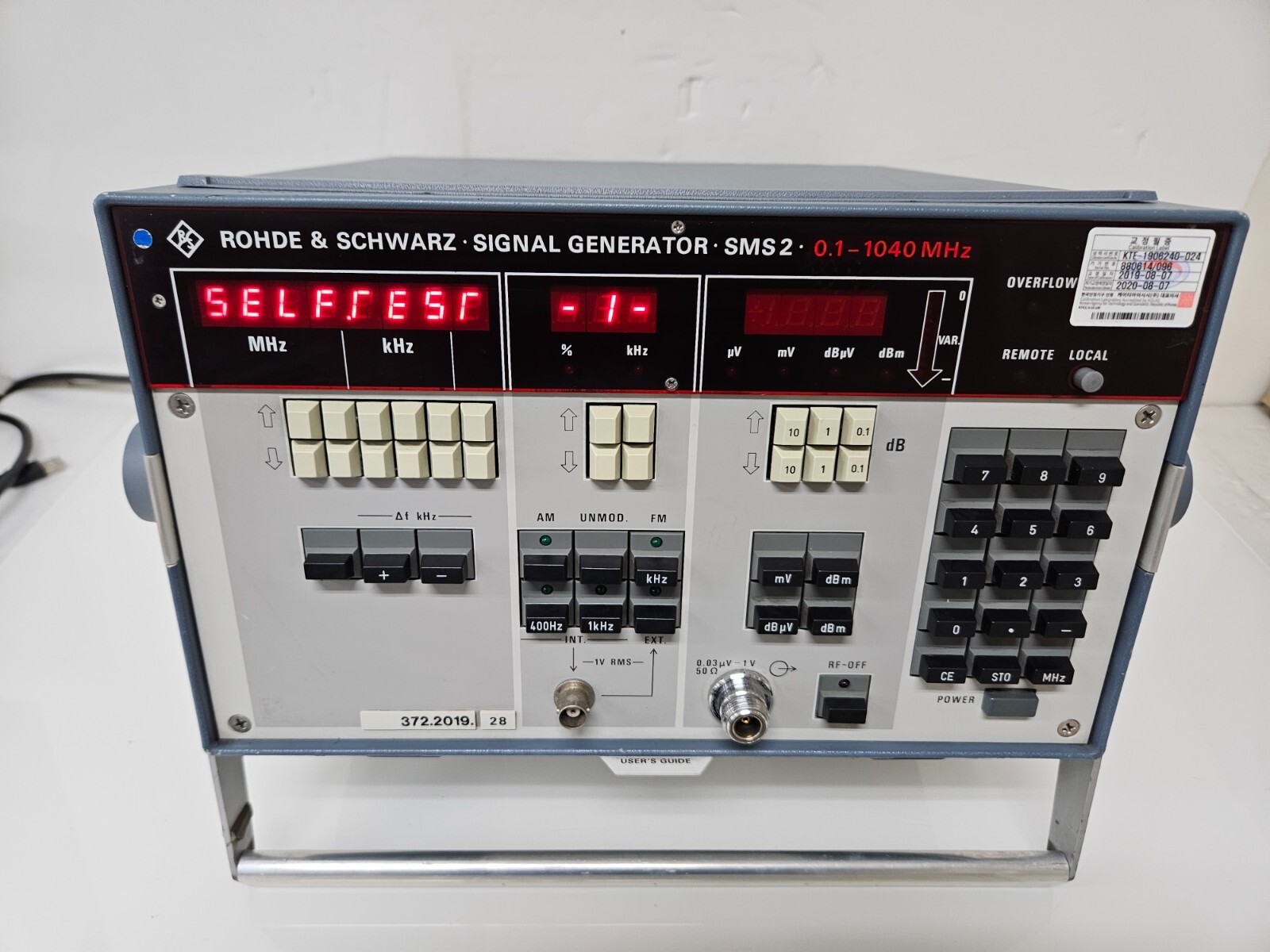 Rohde & Schwarz SMS2 Signal Generator 0.1 to 1040MHz  Opt. B1.B2