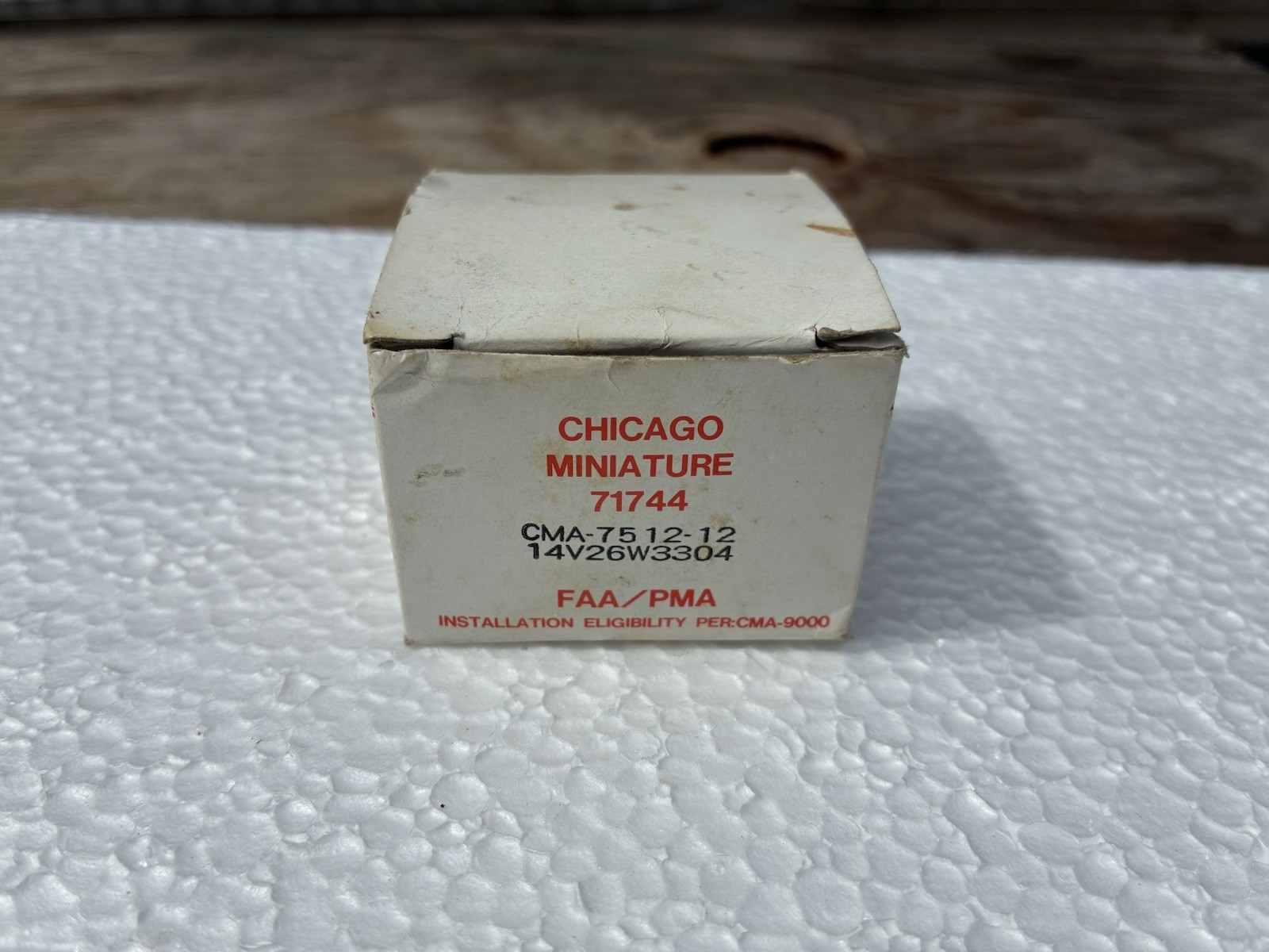 CMA-7512-12 Chicago Miniature 71744 Lamp Bulb 14V / 26W