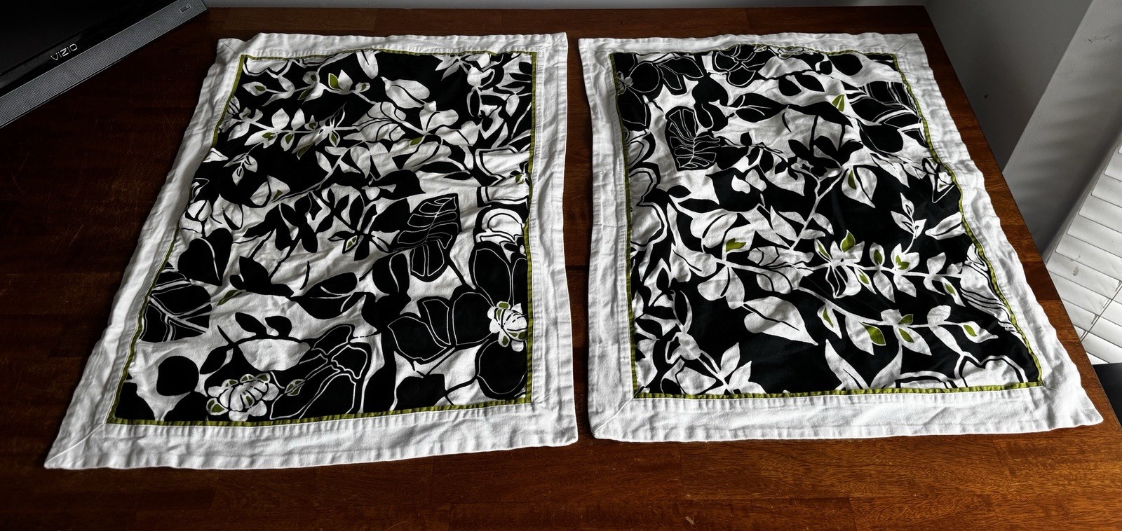 lorena garcia pillow shams Set Of 2 Black Green Beige Cotton Standard