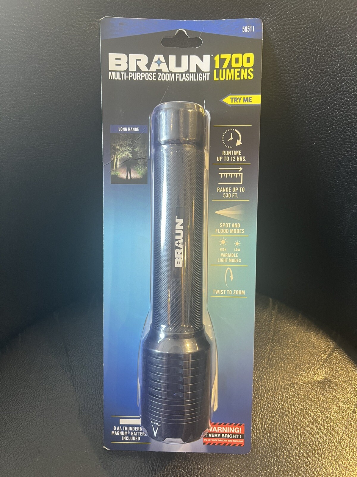 Braun 1700 Lumens Multi purpose Zoom Flashlight W/Batteries Very Bright 59511
