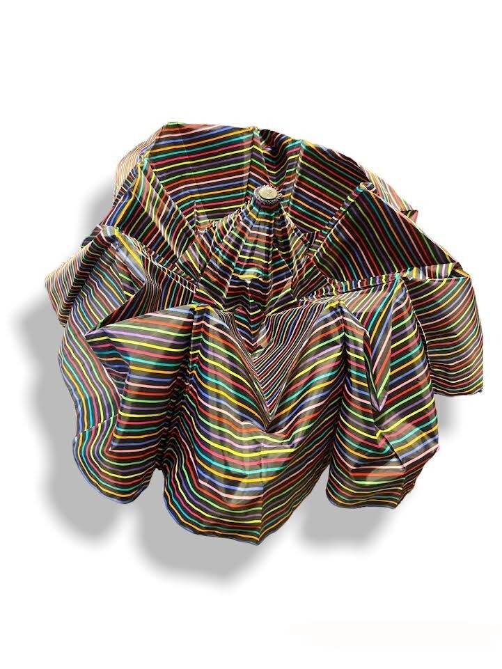 Totes compact black with colorful stripes pop up