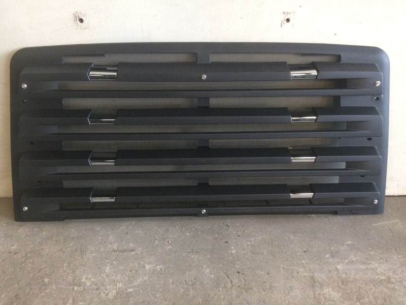 2008 & Up Freightliner 114SD Grille A17-18928-007 (610-11400)