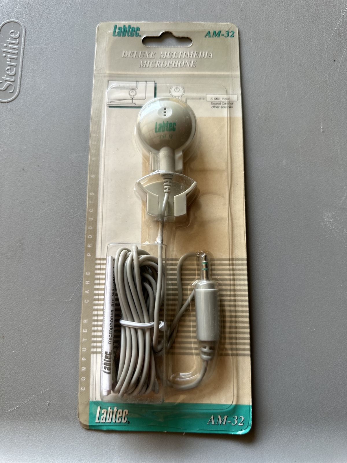 Labtec AM-32 Deluxe Multimedia Microphone