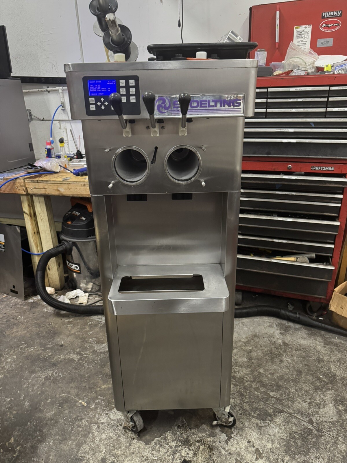 Stoelting F231 Soft Serve Frozen Yogurt Ice Cream Machine