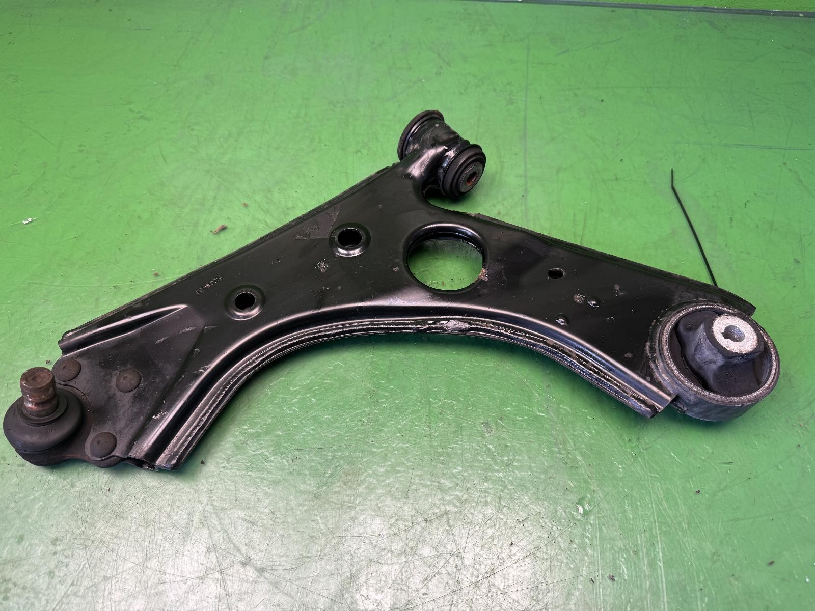 FIAT DOBLO Mk2 Left Front Lower Control Arm 10-15